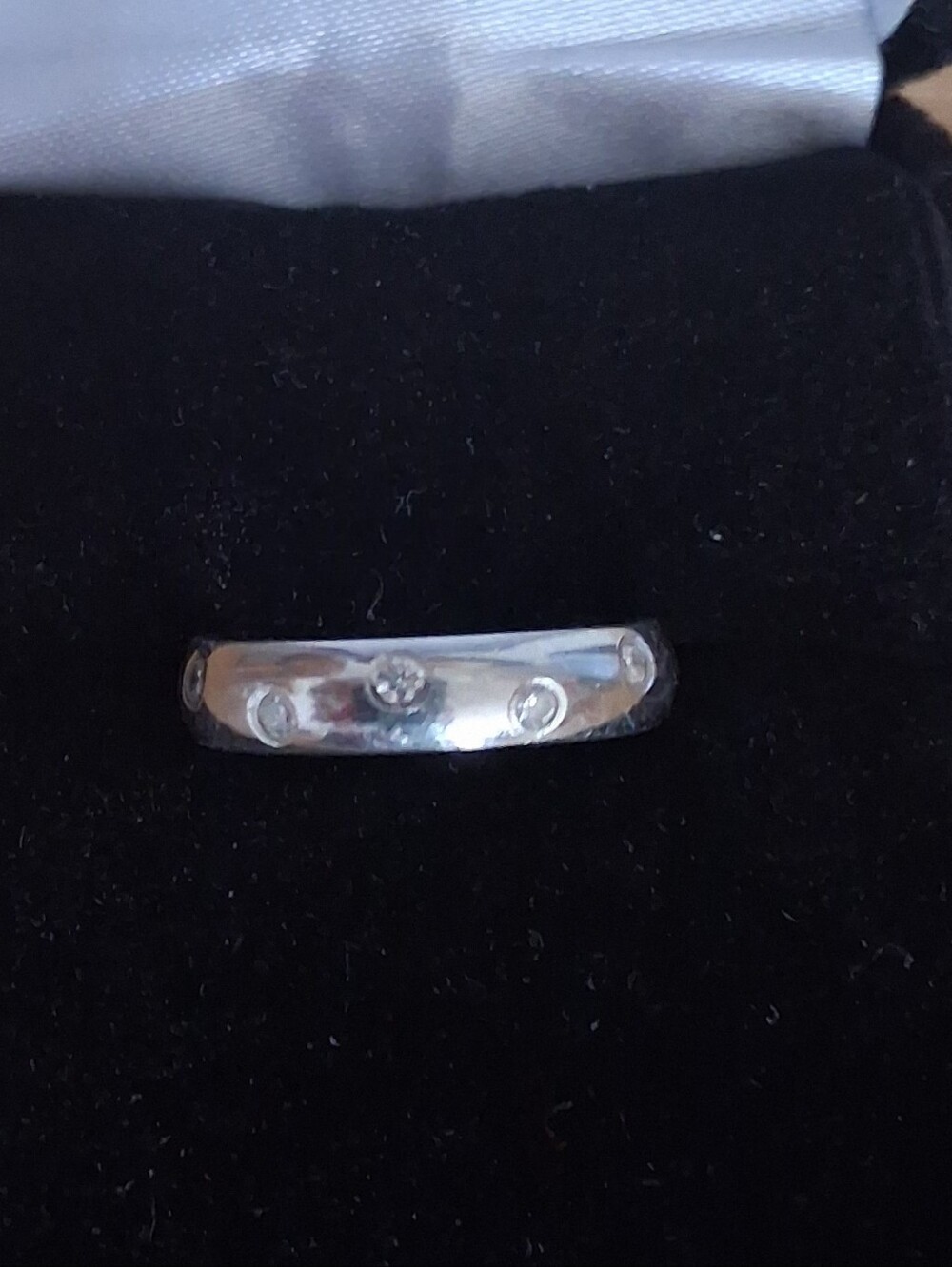 Platinum Scattered Starburst Diamond Eternity Comfort Fit Band, 4mm wide, Sz 4.5